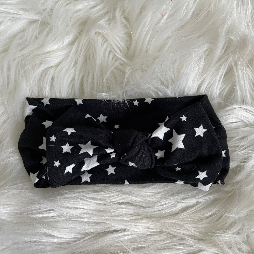 Cozys black-white stars headband